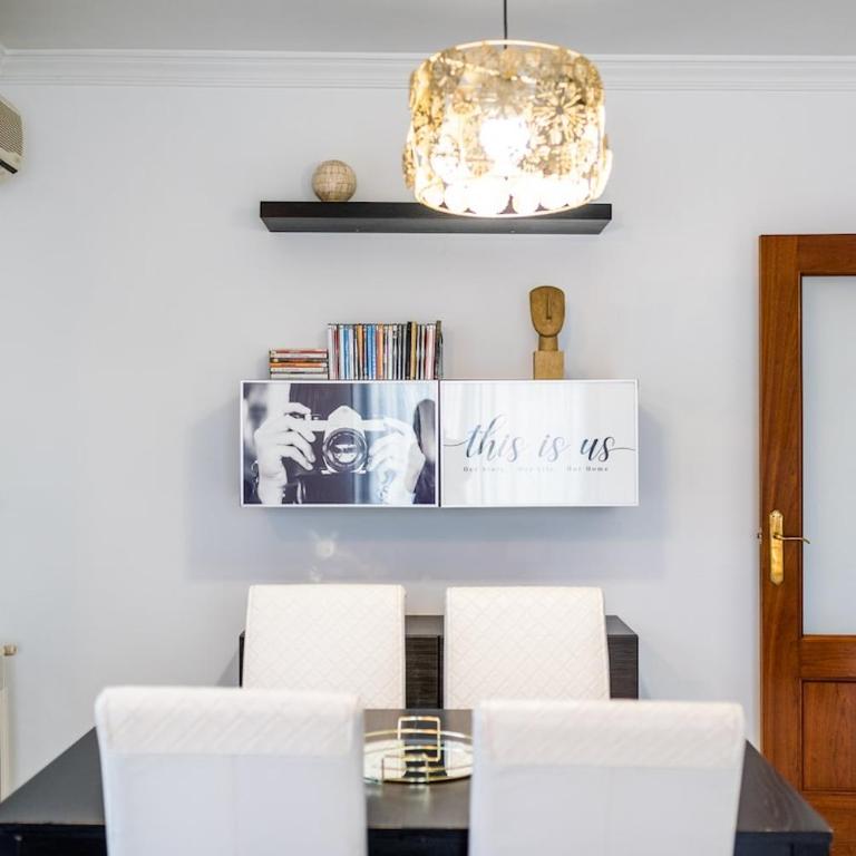 Granada capital next to Albaicín, free parking - Three-Bedroom Apartment - 10
