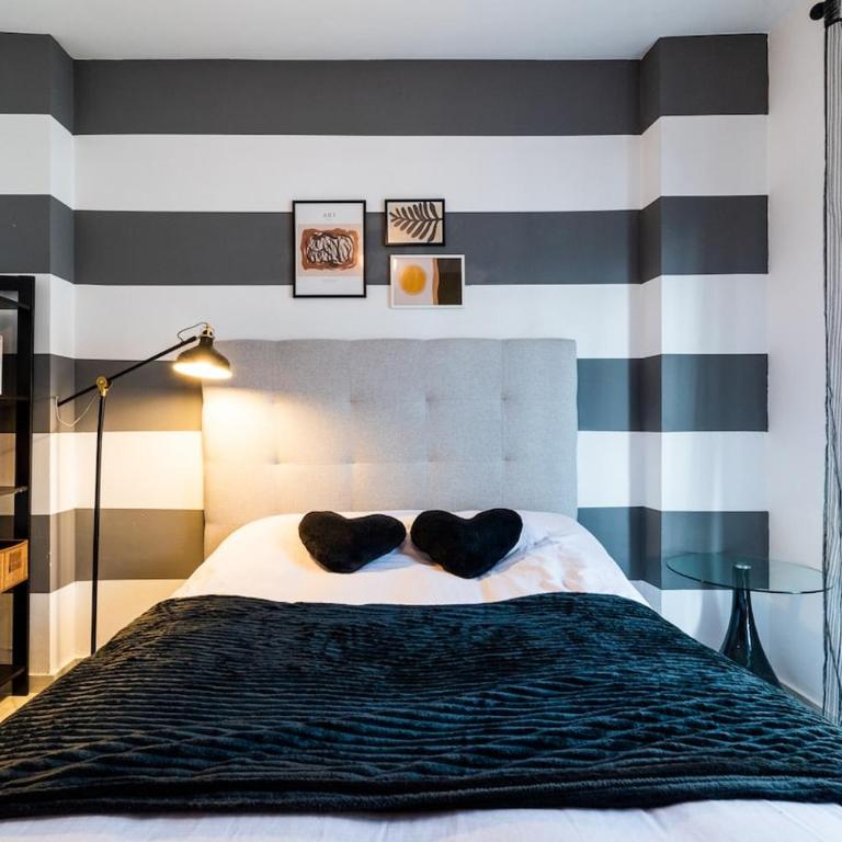 Granada capital next to Albaicín, free parking - Three-Bedroom Apartment - 36