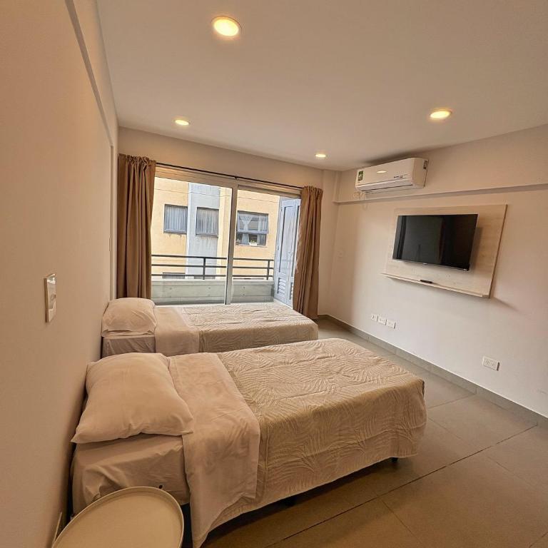 Studio confortable con wifi, balcón y ubicación top - One-Bedroom Apartment - 4