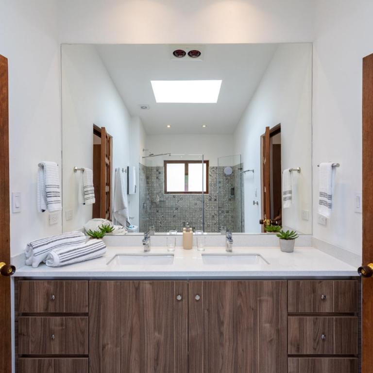 FINCA TUTASUA Lake View Luxury House - Villa - 35