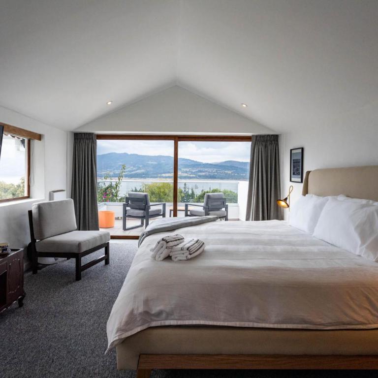 FINCA TUTASUA Lake View Luxury House - Villa - 3
