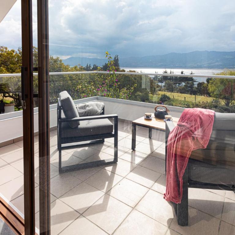 FINCA TUTASUA Lake View Luxury House - Villa - 24
