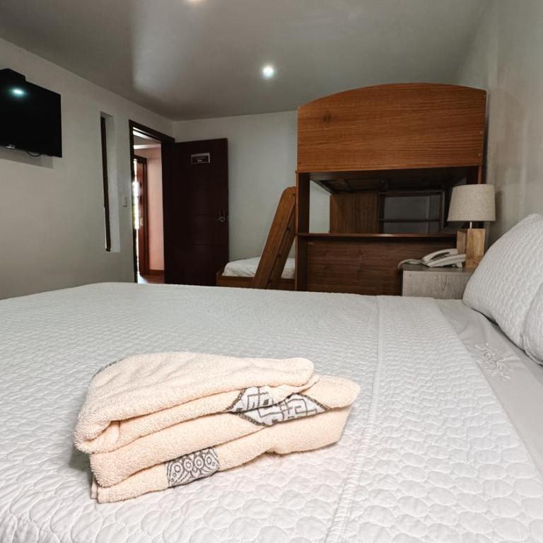 Sanchz Aqua Lounge Hotel by Chat Noir - Habitación Familiar Deluxe - 2