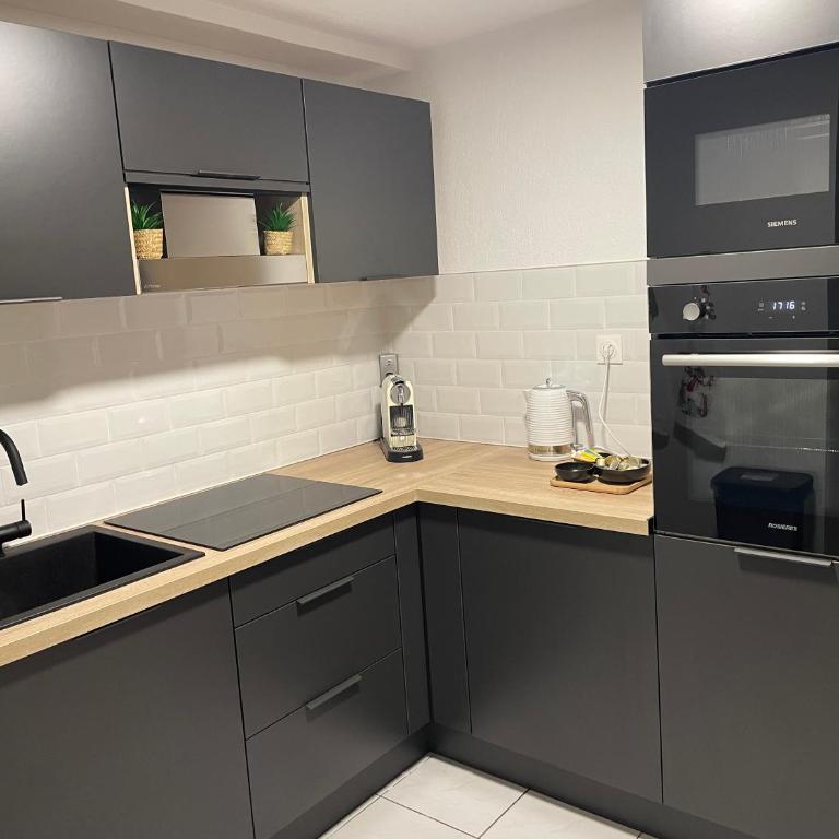 Le palmier - One-Bedroom Apartment - 15