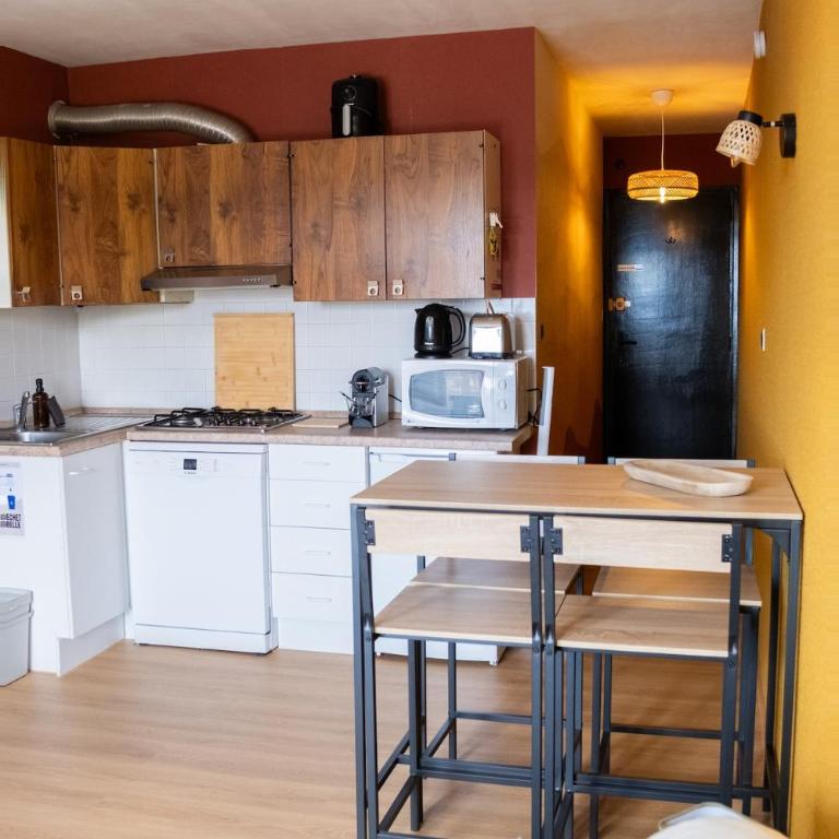 Altitude 1676 - Appartement avec chambre cabine et balcon ensoleillé - Appartement - 6