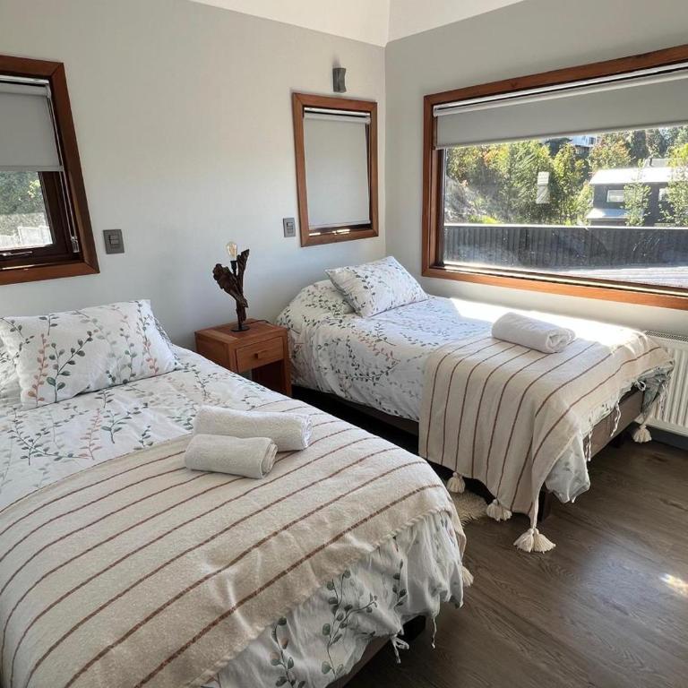 Lujosa casa en Playa Hermosa vista lago y volcanes - Three-Bedroom Villa - 63