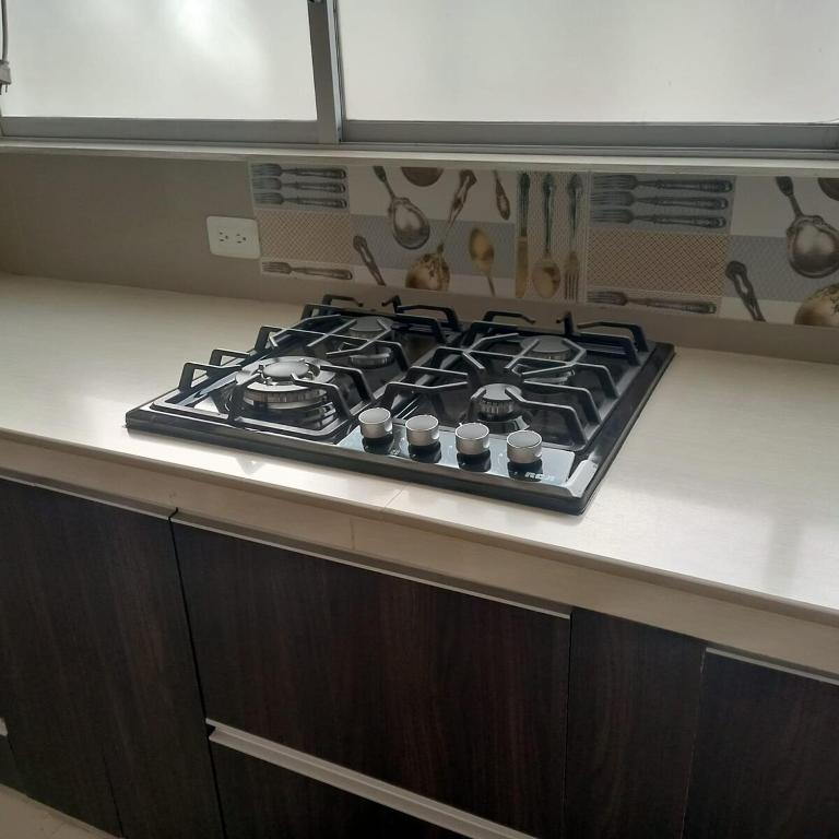 Departamento de 2 habitaciones en la Victoria con garaje gratis - Two-Bedroom Apartment - 19