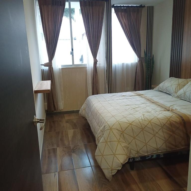 Departamento de 2 habitaciones en la Victoria con garaje gratis - Two-Bedroom Apartment - 36