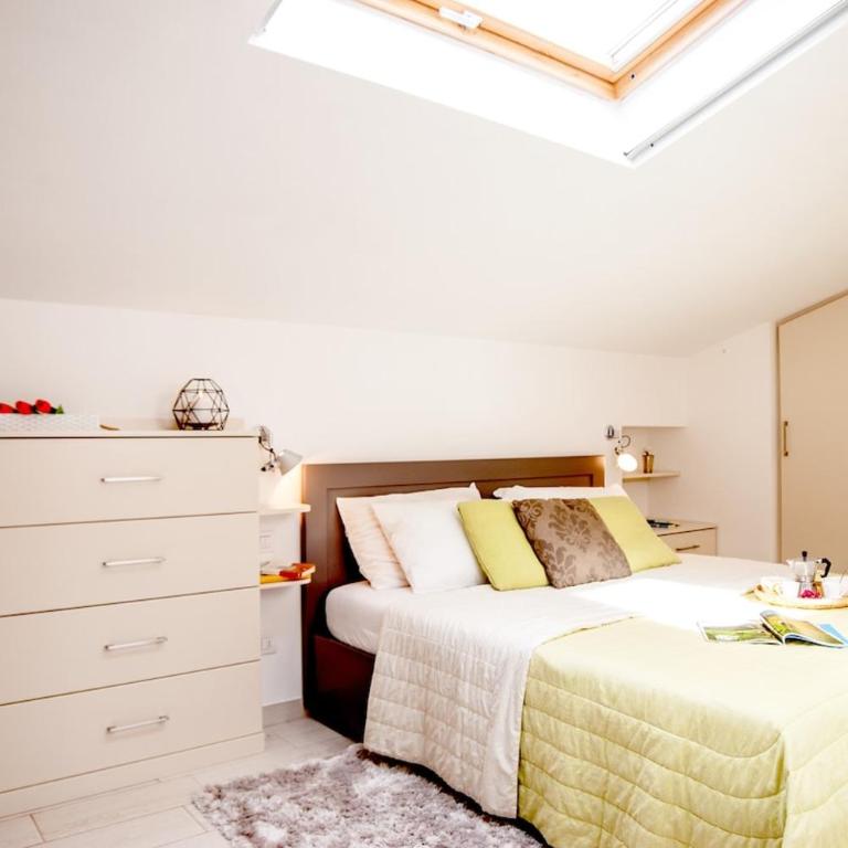 Apartment with terrace SAN FREDIANO AREA -4 people - Appartamento con 1 Camera da Letto - 2