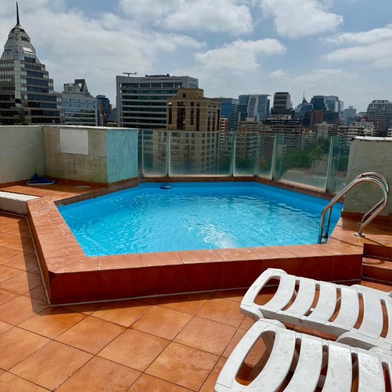 Cómodo y central dpto a pasos de metro Tobalaba - One-Bedroom Apartment - 12