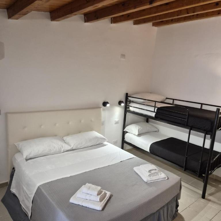Cattedrale Central Rooms - Camera Tripla con Bagno Privato - 10