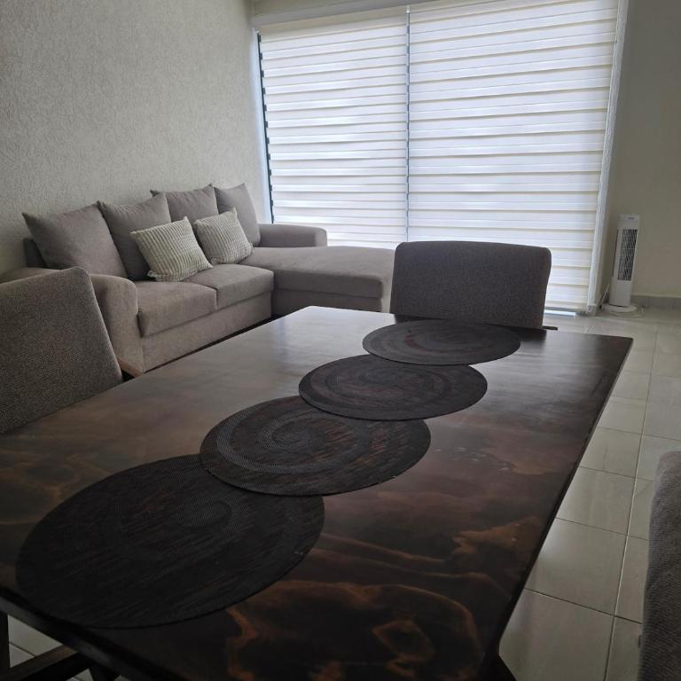Departamento con alberca - Apartamento de 2 dormitorios - 16