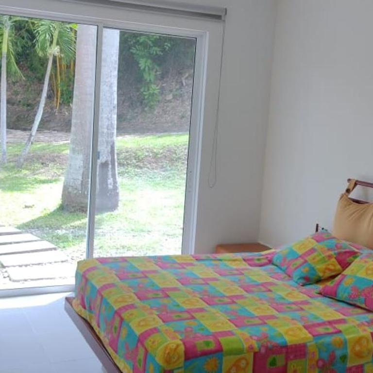 Casa Campestre en Condominio en Anapoima - Casa de 4 dormitorios - 24