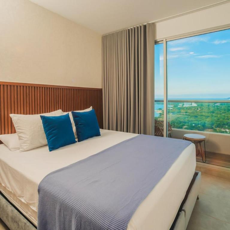 Apartment on the 21st floor, ocean and Sierra views - One-Bedroom Apartment - 1