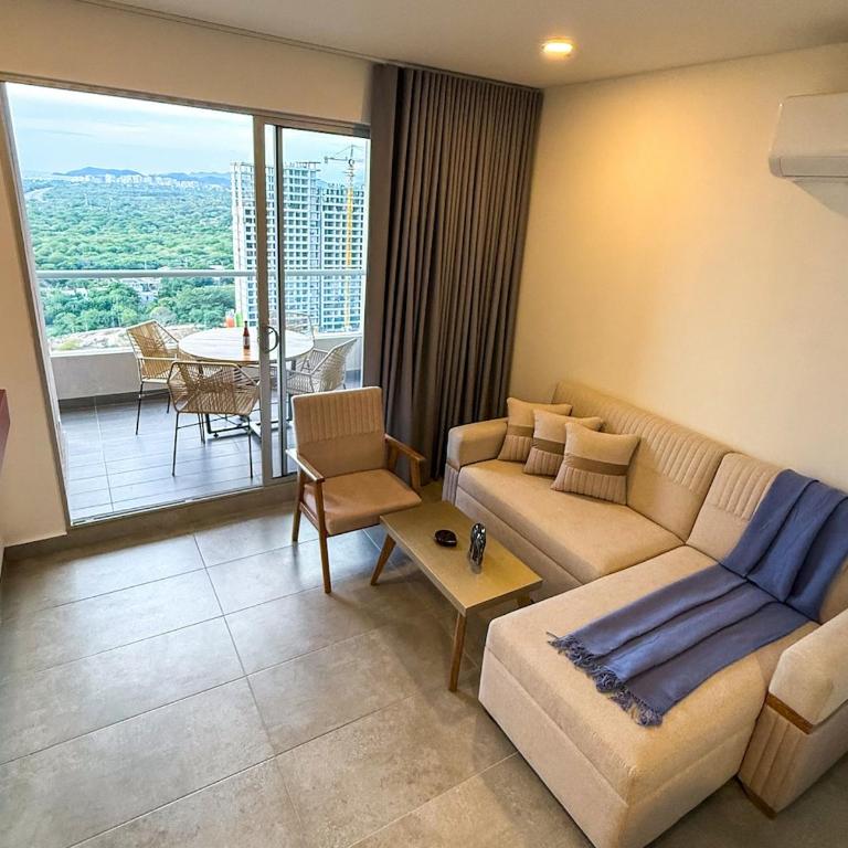 Apartment on the 21st floor, ocean and Sierra views - One-Bedroom Apartment - 33