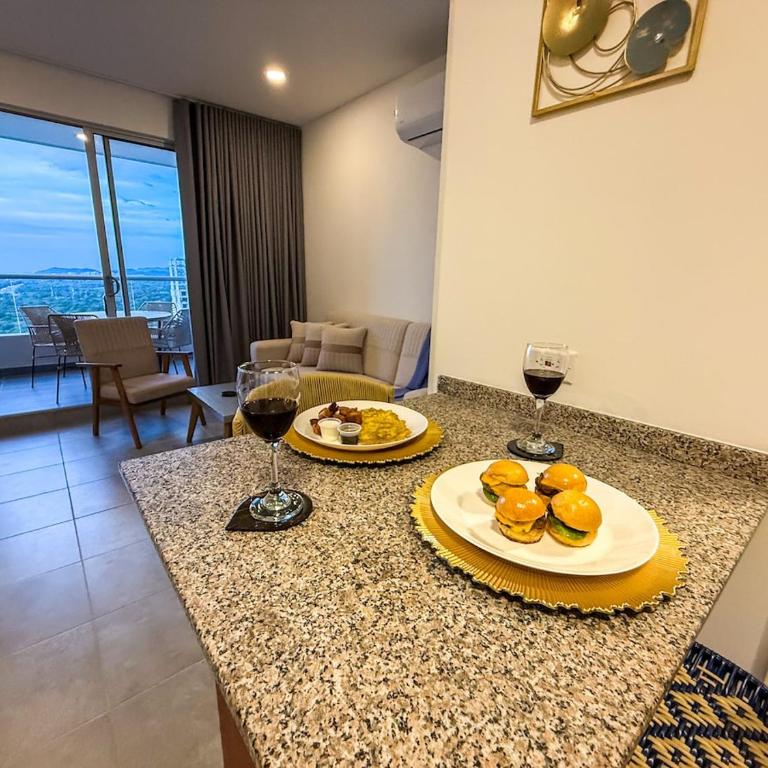 Apartment on the 21st floor, ocean and Sierra views - One-Bedroom Apartment - 34