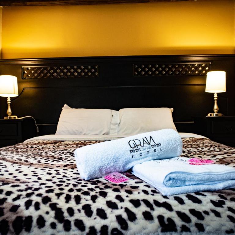 Gran Hotel París - Habitación Individual con baño privado - 2