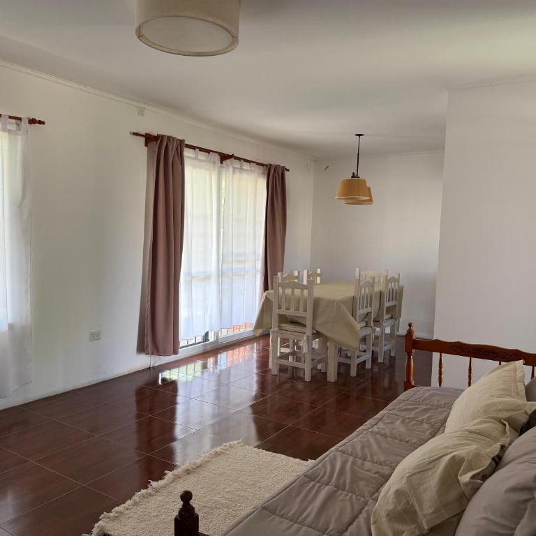 Casa Quinta Suipacha - Vacation Home - 1
