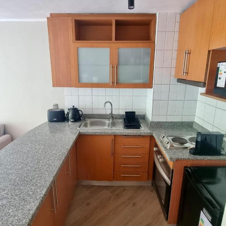 Departamento en Escuela Militar con Cama King - Two-Bedroom Apartment - 8