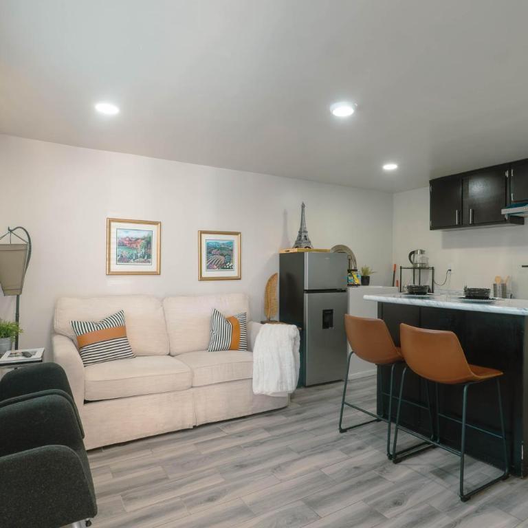 Departamento Nuevo - Two-Bedroom Apartment - 2