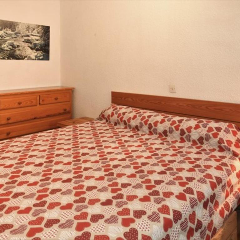 Appartement confortable pour 6 pers. à Montgenèvre avec balcon et parking - FR-1-266-253 - Apartment - 7