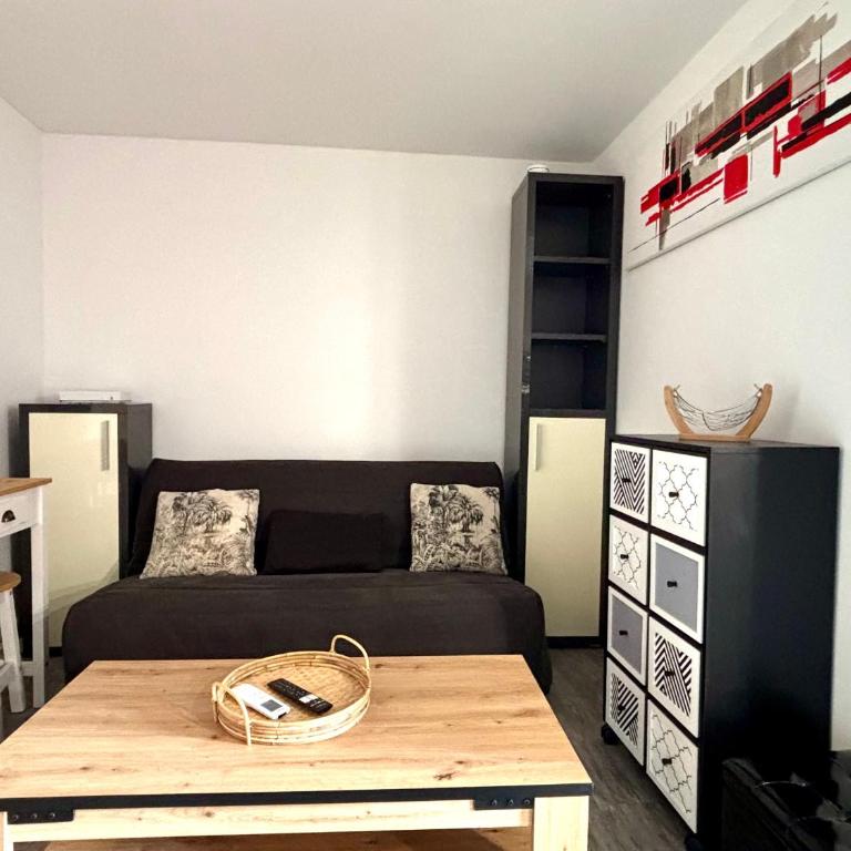 Appartement climatisé avec parking et wifi à 150m de la plage - FR-1-748-35 - Apartamento - 1