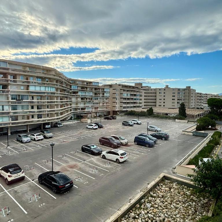 Appartement climatisé avec parking et wifi à 150m de la plage - FR-1-748-35 - Apartamento - 13