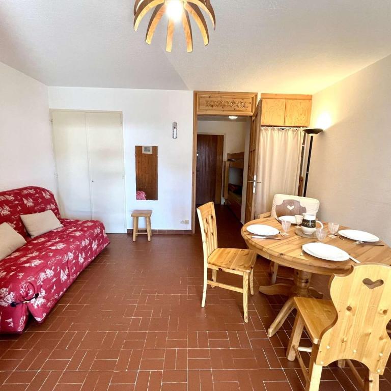 Studio Montagne aux Claux, 4 couchages, proche pistes & commerces - FR-1-330B-226 - Apartment - 4