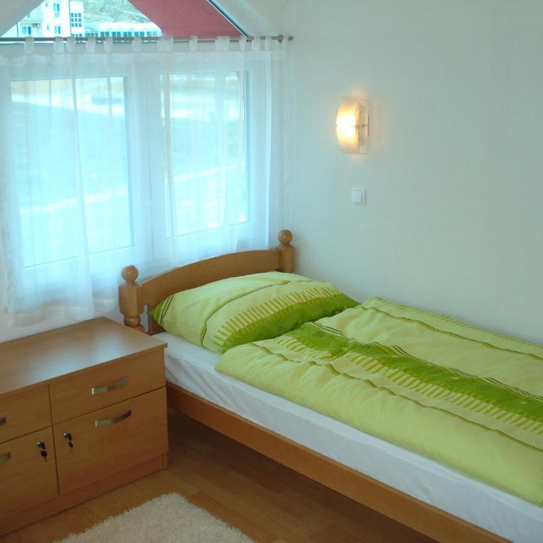 Villa Vežić - Twin Room - 28