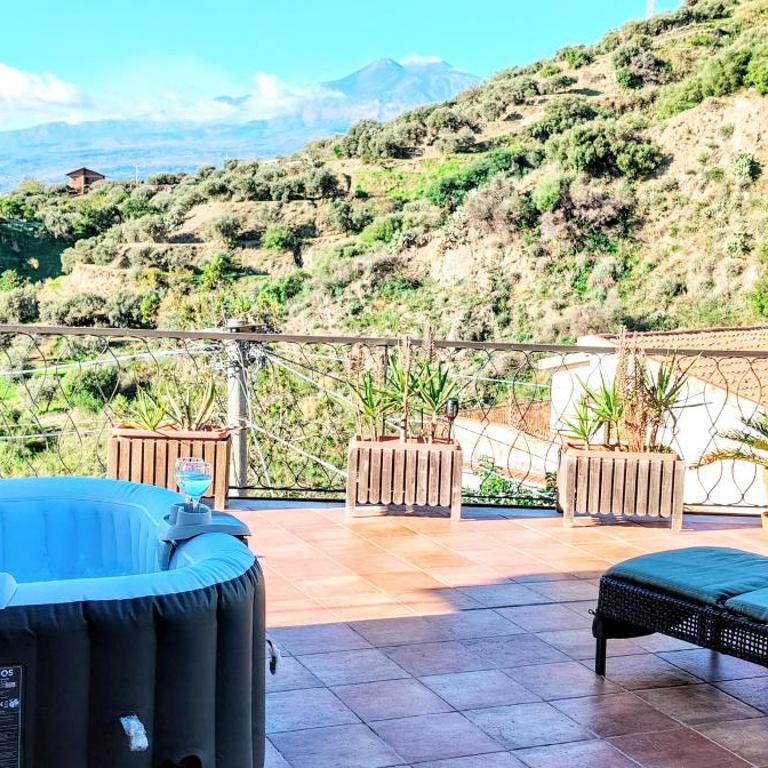 Flat with panoramic terrace and private pool mt5x3 - One-Bedroom Apartment - 9