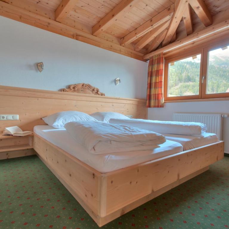 Apart Ehart - Apartment mit 3 Schlafzimmern und Balkon - 1
