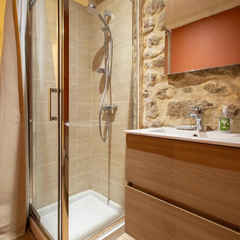 Appartement 2 pièces - Palais des Papes - Apartment mit 2 Schlafzimmern - 4