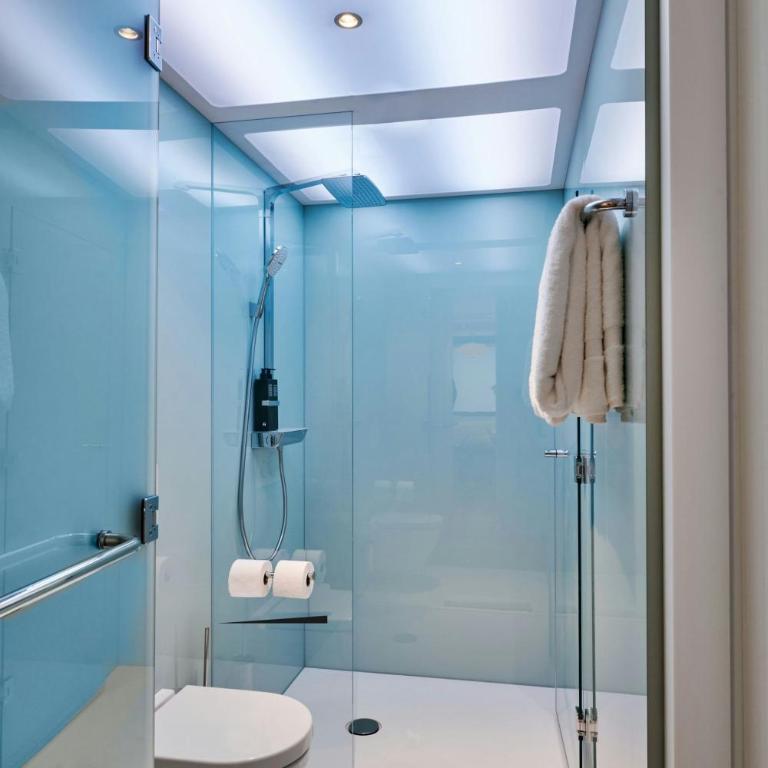 citizenM Paris Opera - Chambre Lit King-Size - 10