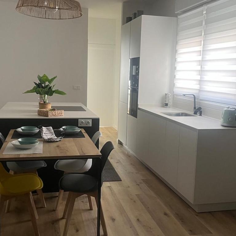 Apartamento en el centro de Pamplona - Two-Bedroom Apartment - 7
