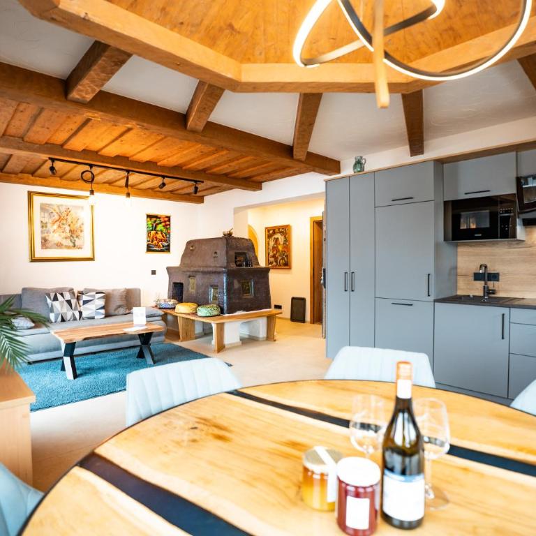 Schickster Sky Lodge und Chalet Rossi - Apartment mit 2 Schlafzimmern - 16