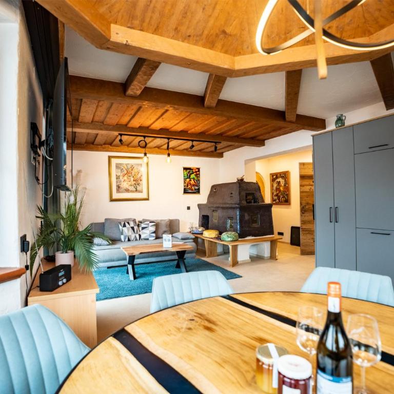 Schickster Sky Lodge und Chalet Rossi - Apartment mit 2 Schlafzimmern - 13