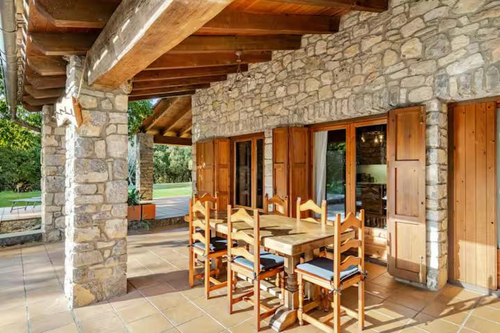 El Vilarot. La casa de piedra en la naturaleza. - Chalet de 2 dormitorios - 32