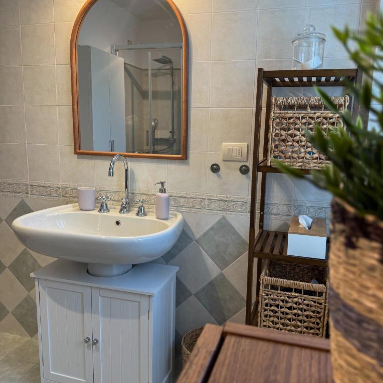 Casa Montebello - Appartamento con Balcone - 15