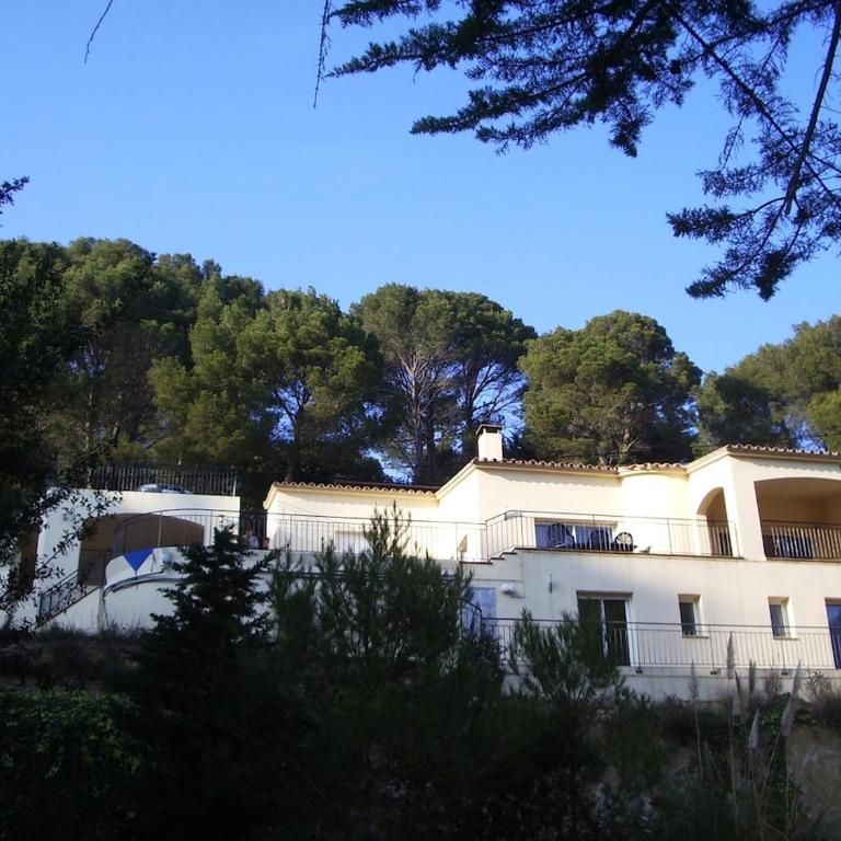 Com Casa Nostra - Villa - 1
