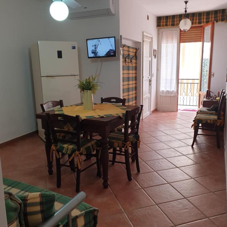 APPARTAMENTO 21 - Appartamento con 2 Camere da Letto - 12