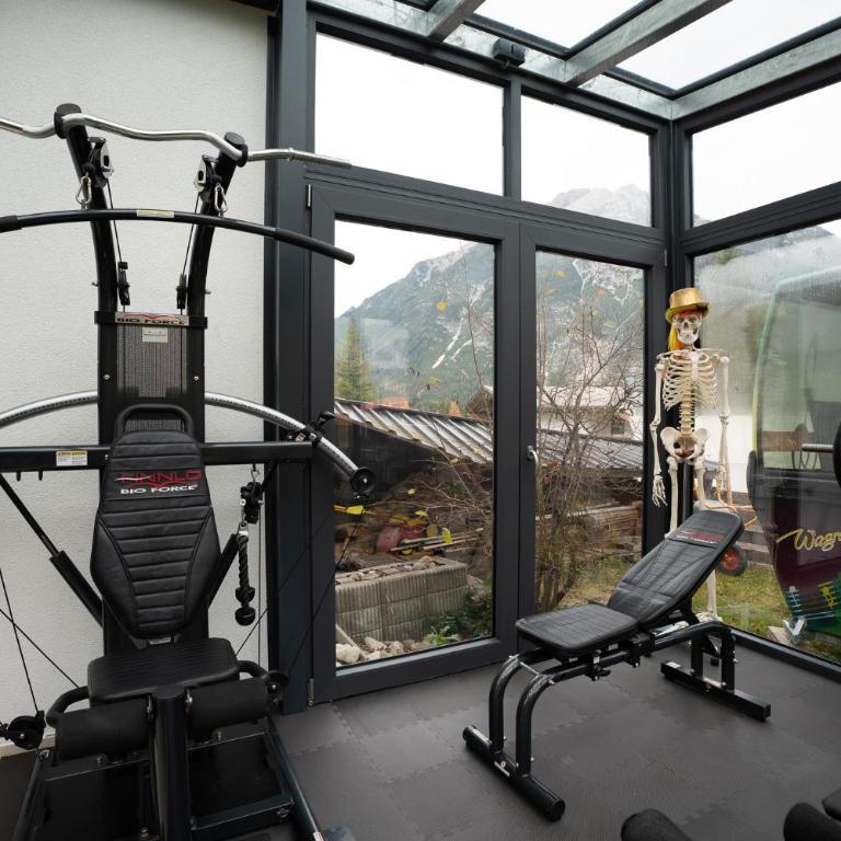 Schickster Sky Lodge und Chalet Rossi - Apartment mit Blick auf die Berge - 11