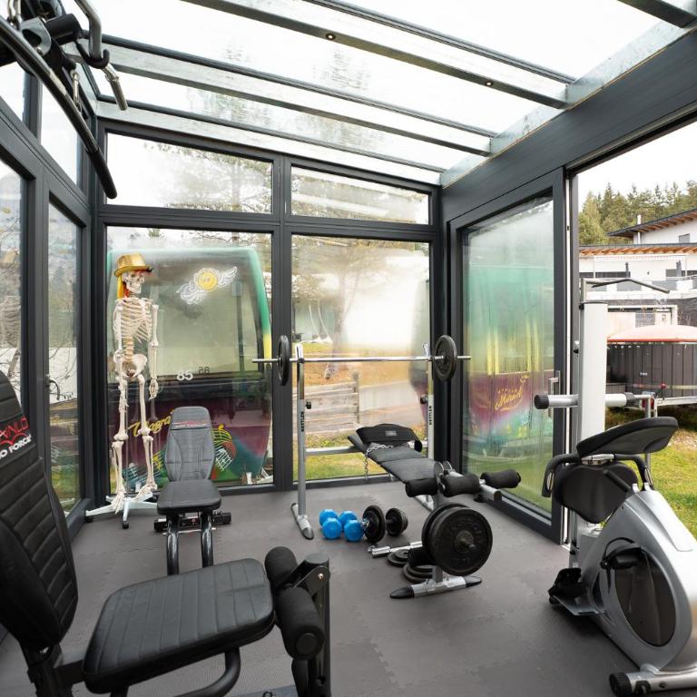 Schickster Sky Lodge und Chalet Rossi - Apartment mit Blick auf die Berge - 12