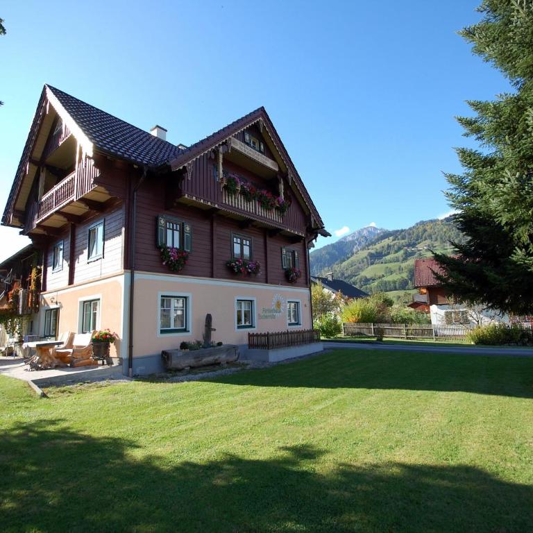 Rustic country house in Pruggern - Maison de Vacances 5 Chambres - 2