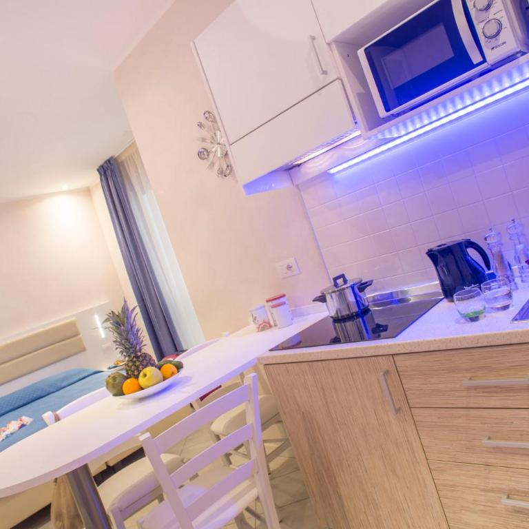 White Suite & Apartments - Monolocale Standard - 7