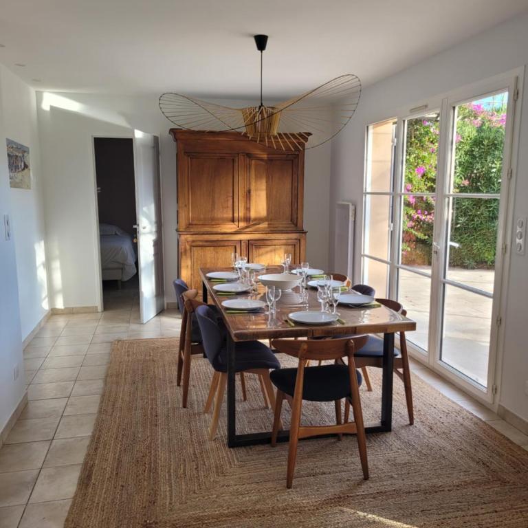 L'eau des Oliviers - Four-Bedroom House - 16