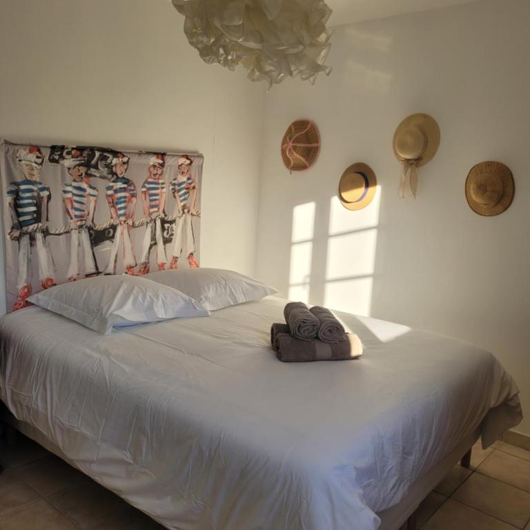 L'eau des Oliviers - Four-Bedroom House - 20