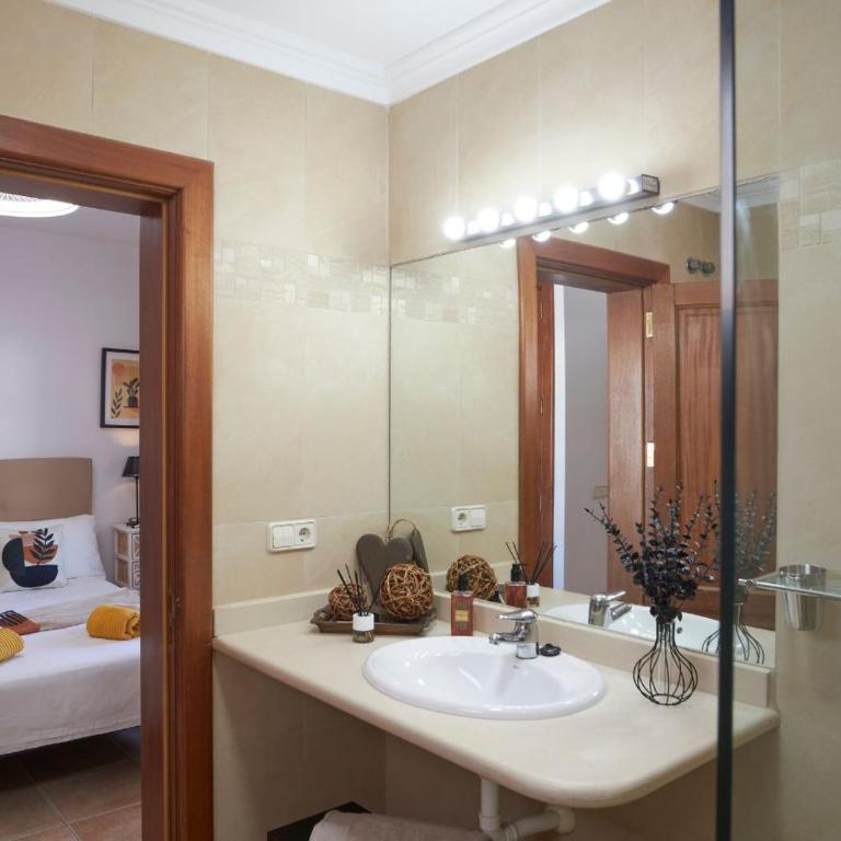 Villa Alsol Lanzarote -Playa Blanca - Three-Bedroom Villa - 37