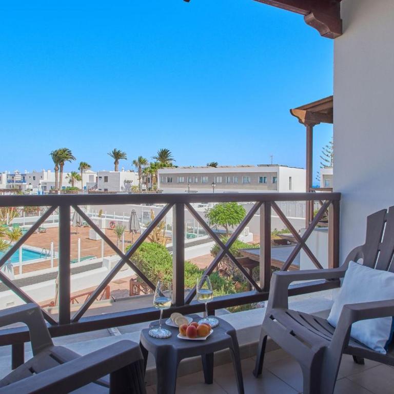 Villa Alsol Lanzarote -Playa Blanca - Three-Bedroom Villa - 8