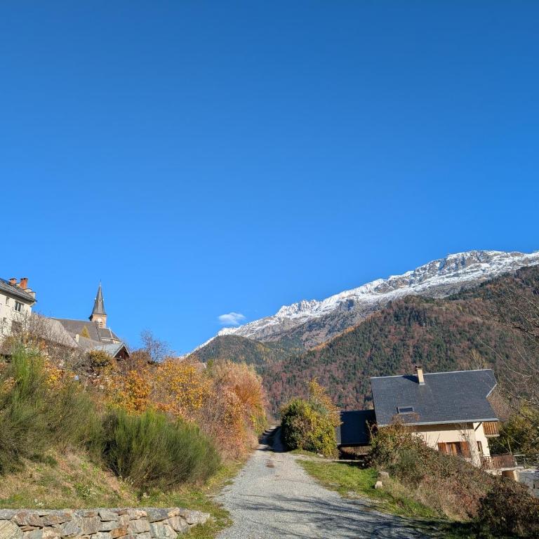 Les Econgères ,Maison familiale 14 couchages Allemond - Maison 6 Chambres - 26