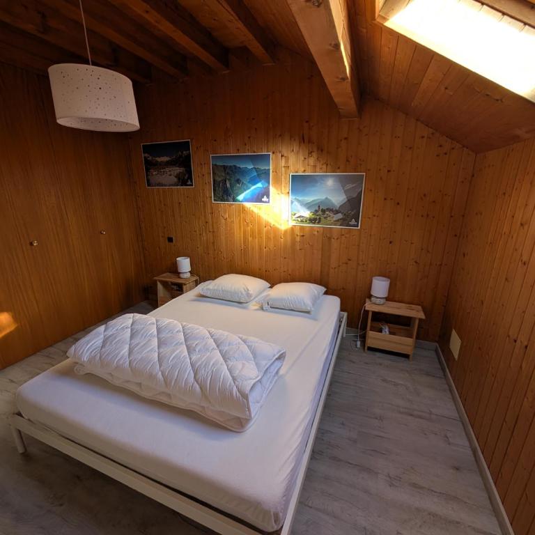Les Econgères ,Maison familiale 14 couchages Allemond - Maison 6 Chambres - 13